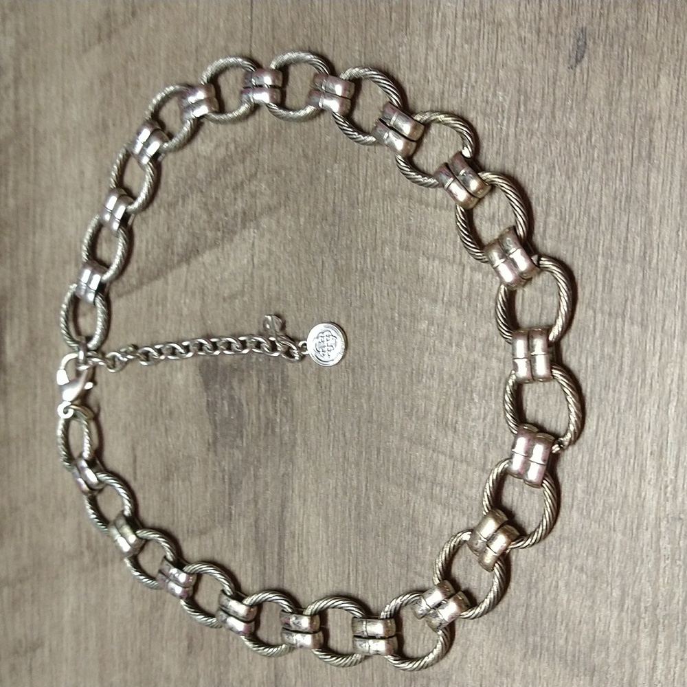Vintage BB Silvertone Chainlink Necklace. Clasp Closure with Extension Links.